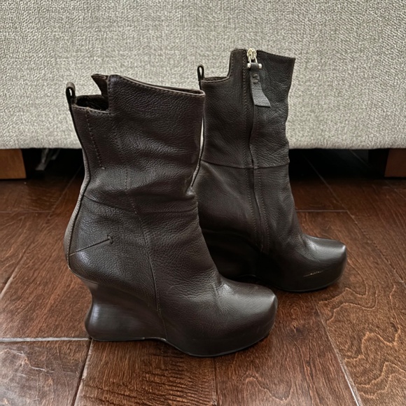 COSTUME NATIONAL MADE IN ITALY brown leather booties - Picture 3 of 7